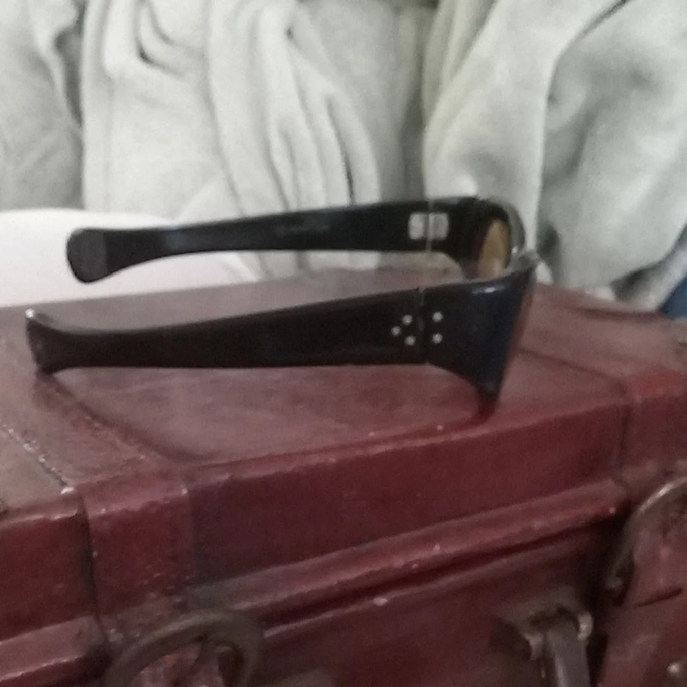 Black Frame Sunglasses with Yellow Lenses - Protective Everyday Shades
